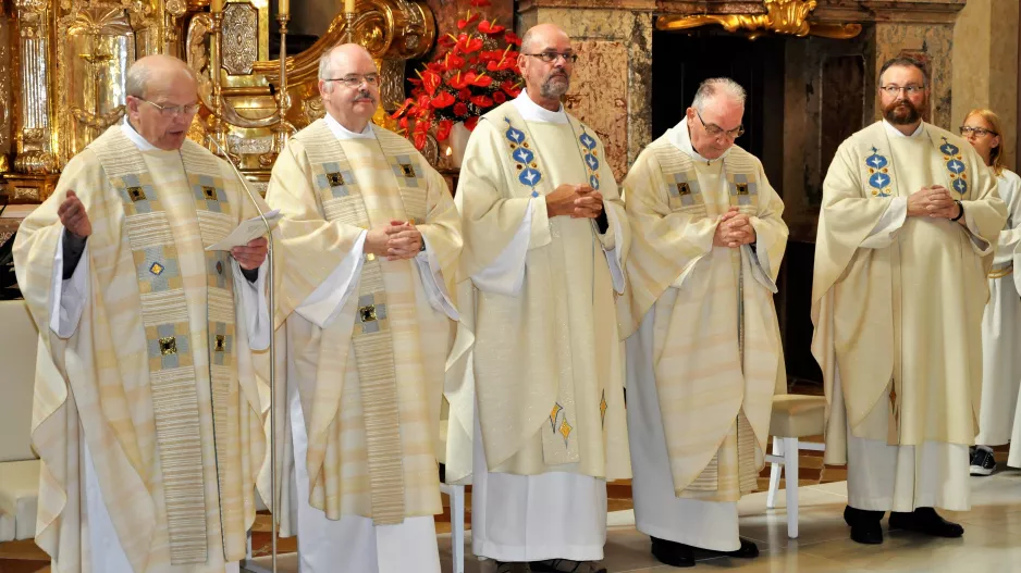 Amtseinführung Pater Obergfell